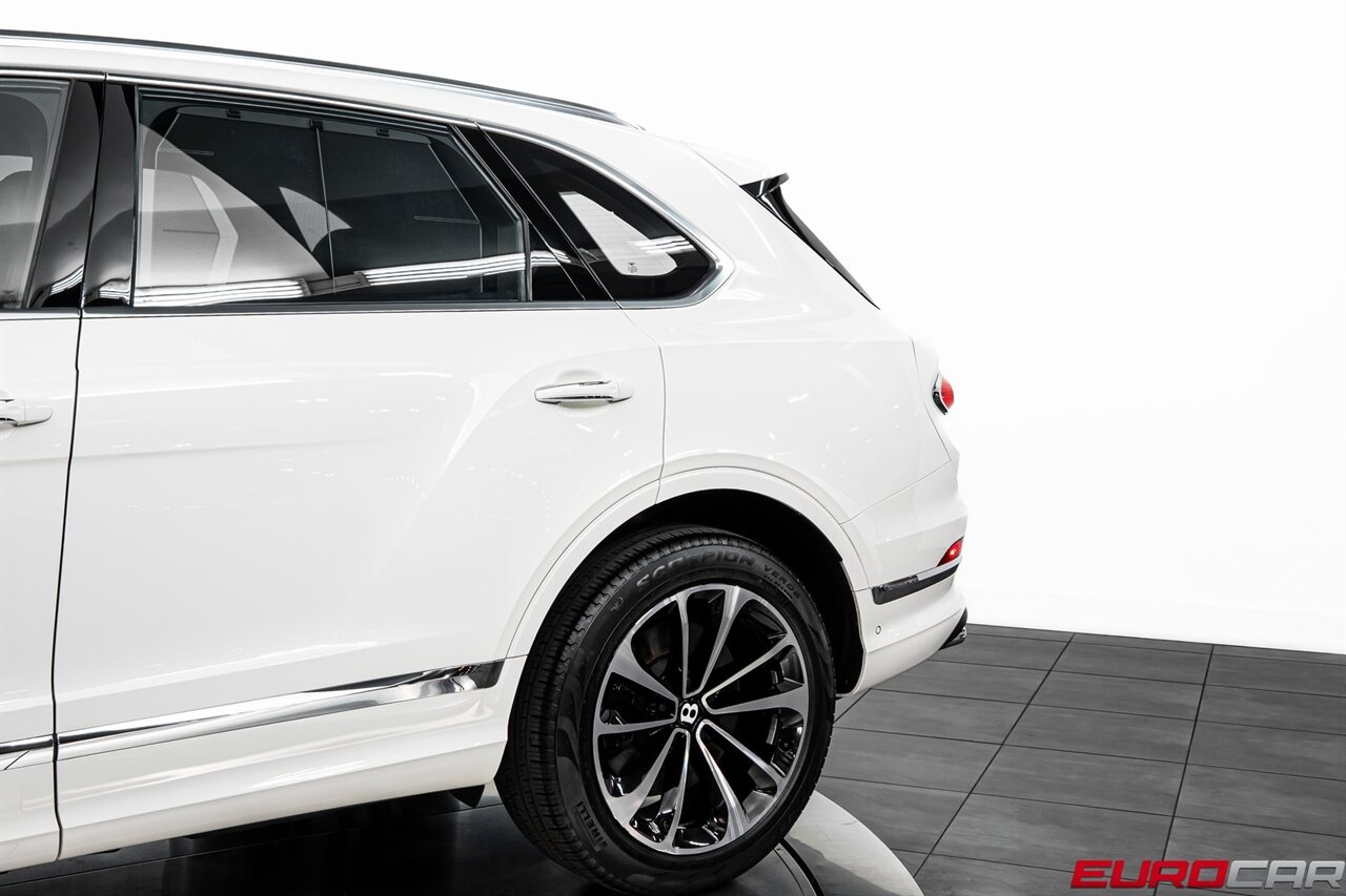 2023 Bentley Bentayga *FRONT SEAT COMFORT SPEC*   - Photo 14 - Costa Mesa, CA 92626