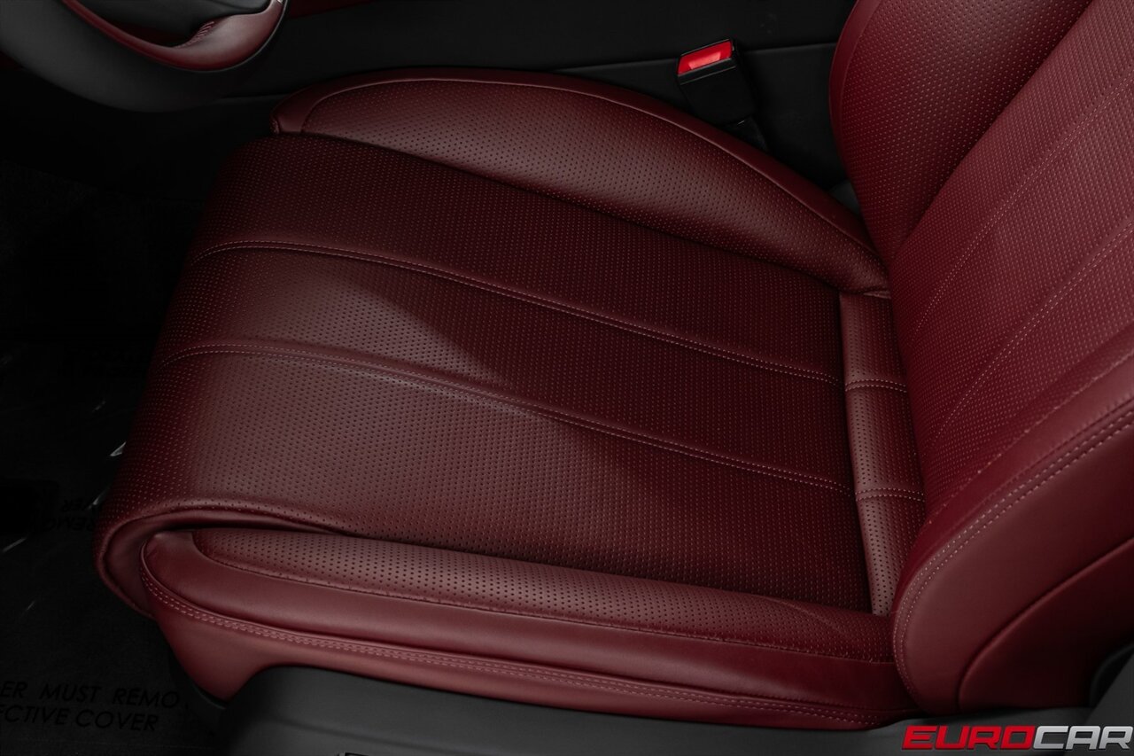 2023 Bentley Bentayga *FRONT SEAT COMFORT SPEC*   - Photo 41 - Costa Mesa, CA 92626