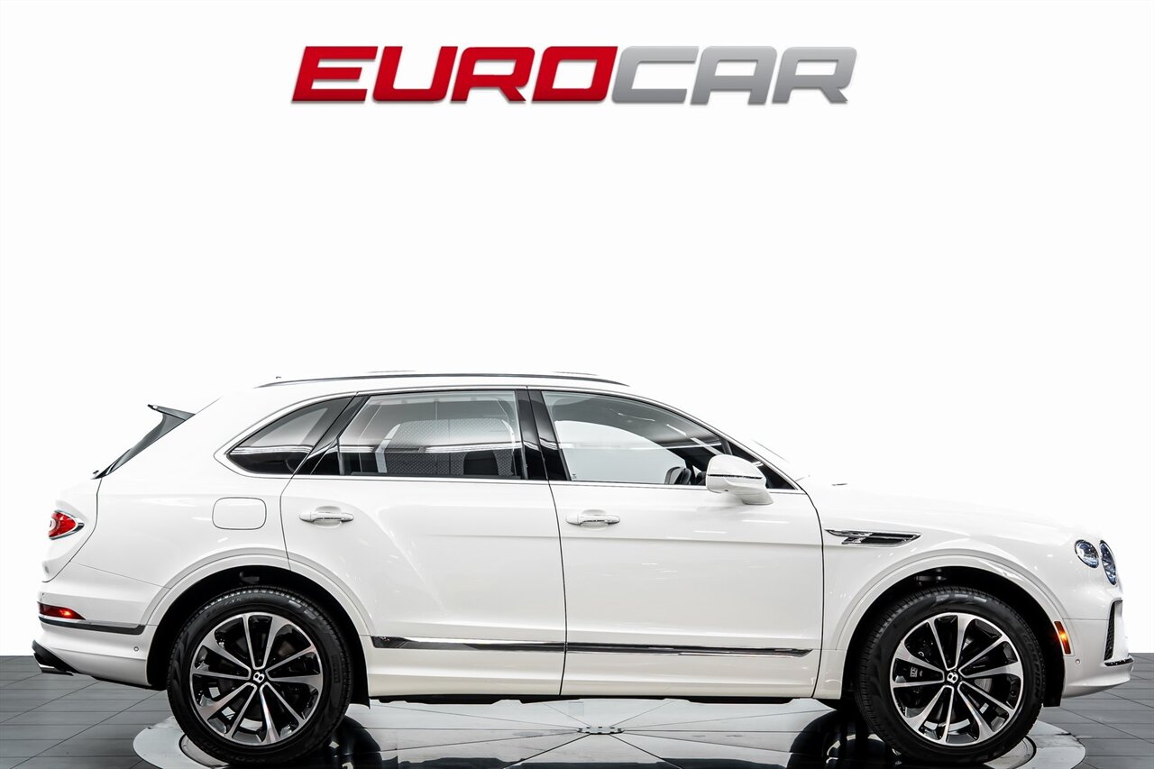 2023 Bentley Bentayga *FRONT SEAT COMFORT SPEC*   - Photo 6 - Costa Mesa, CA 92626