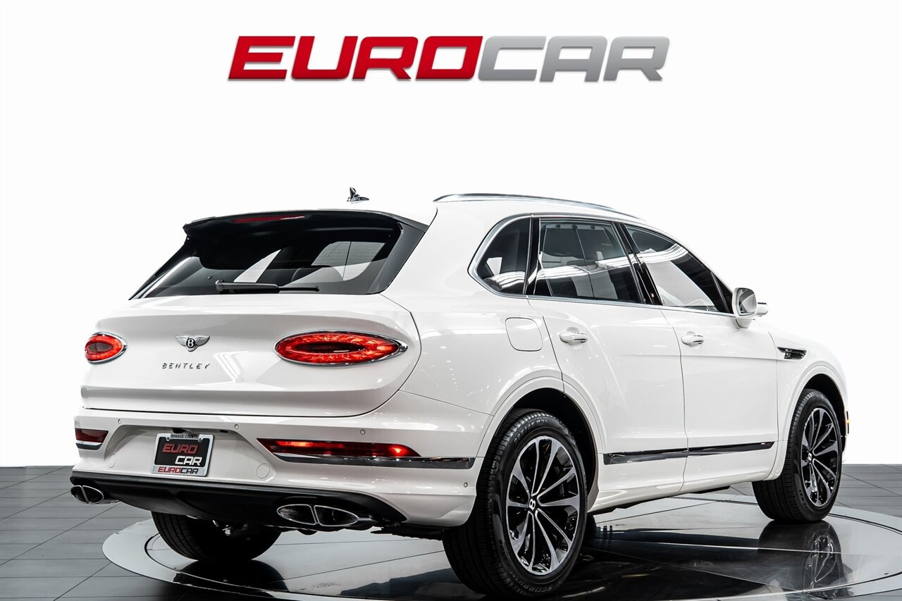 2023 Bentley Bentayga *FRONT SEAT COMFORT SPEC*   - Photo 5 - Costa Mesa, CA 92626