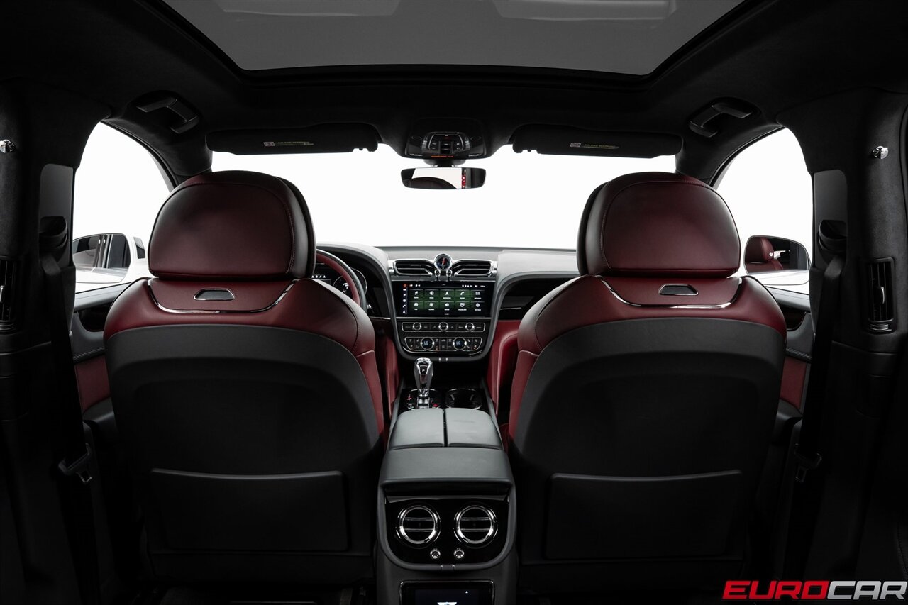 2023 Bentley Bentayga *FRONT SEAT COMFORT SPEC*   - Photo 23 - Costa Mesa, CA 92626