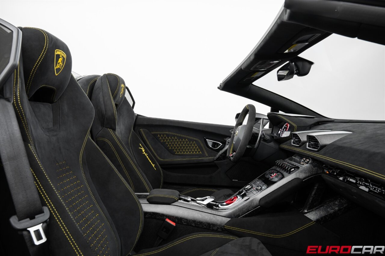 2019 Lamborghini Huracan LP 640-4 Performante Spyder *SUSPENSION LIFTER * FORGED CARBON * FRONT PPF* - Photo 41 - Costa Mesa, CA 92626