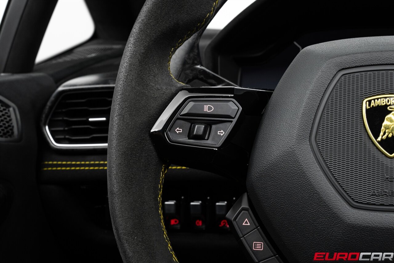 2019 Lamborghini Huracan LP 640-4 Performante Spyder *SUSPENSION LIFTER * FORGED CARBON * FRONT PPF* - Photo 33 - Costa Mesa, CA 92626