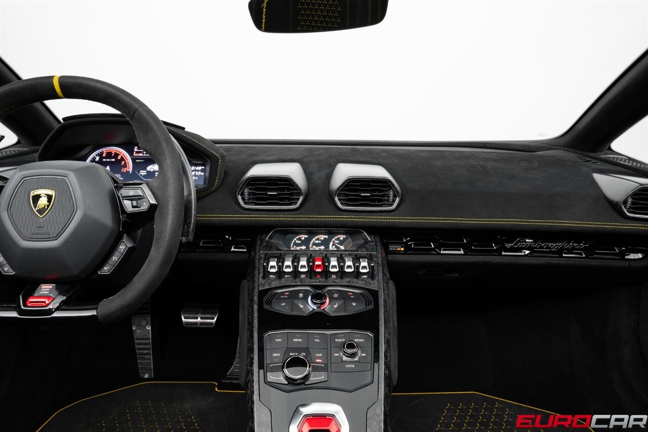 2019 Lamborghini Huracan LP 640-4 Performante Spyder *SUSPENSION LIFTER * FORGED CARBON * FRONT PPF* - Photo 30 - Costa Mesa, CA 92626