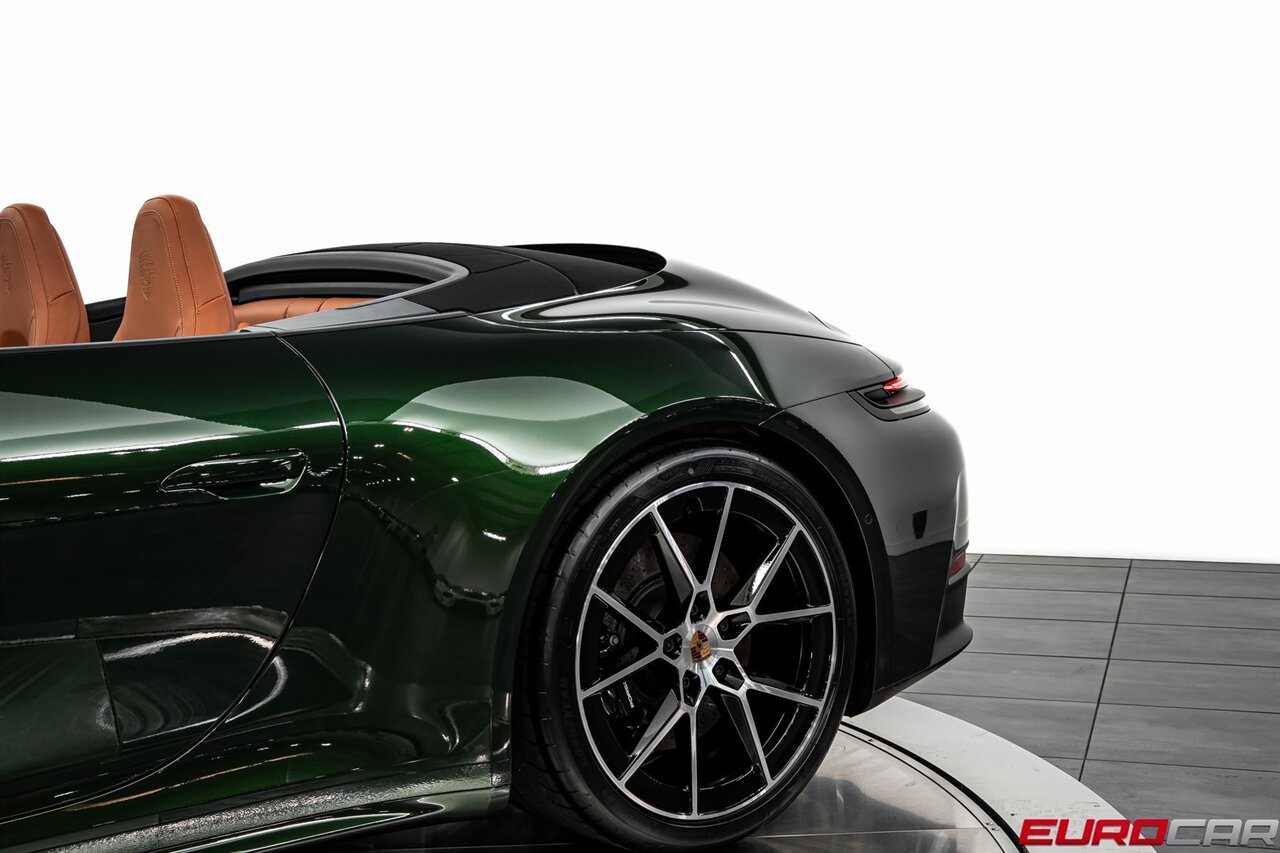 2026 Porsche 911 Carrera 4 GTS *PREMIUM PACKAGE*   - Photo 17 - Costa Mesa, CA 92626