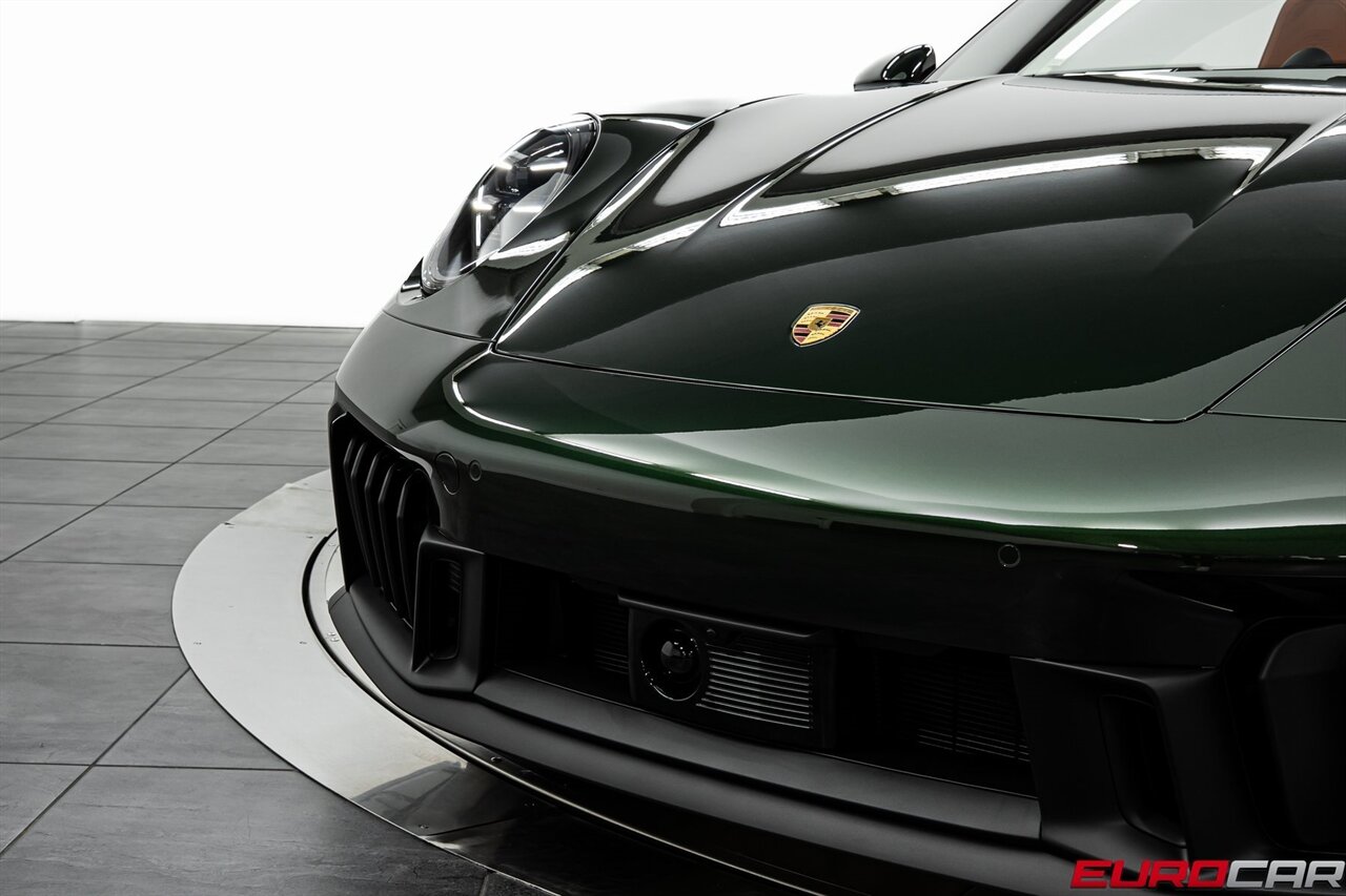 2026 Porsche 911 Carrera 4 GTS *PREMIUM PACKAGE*   - Photo 14 - Costa Mesa, CA 92626