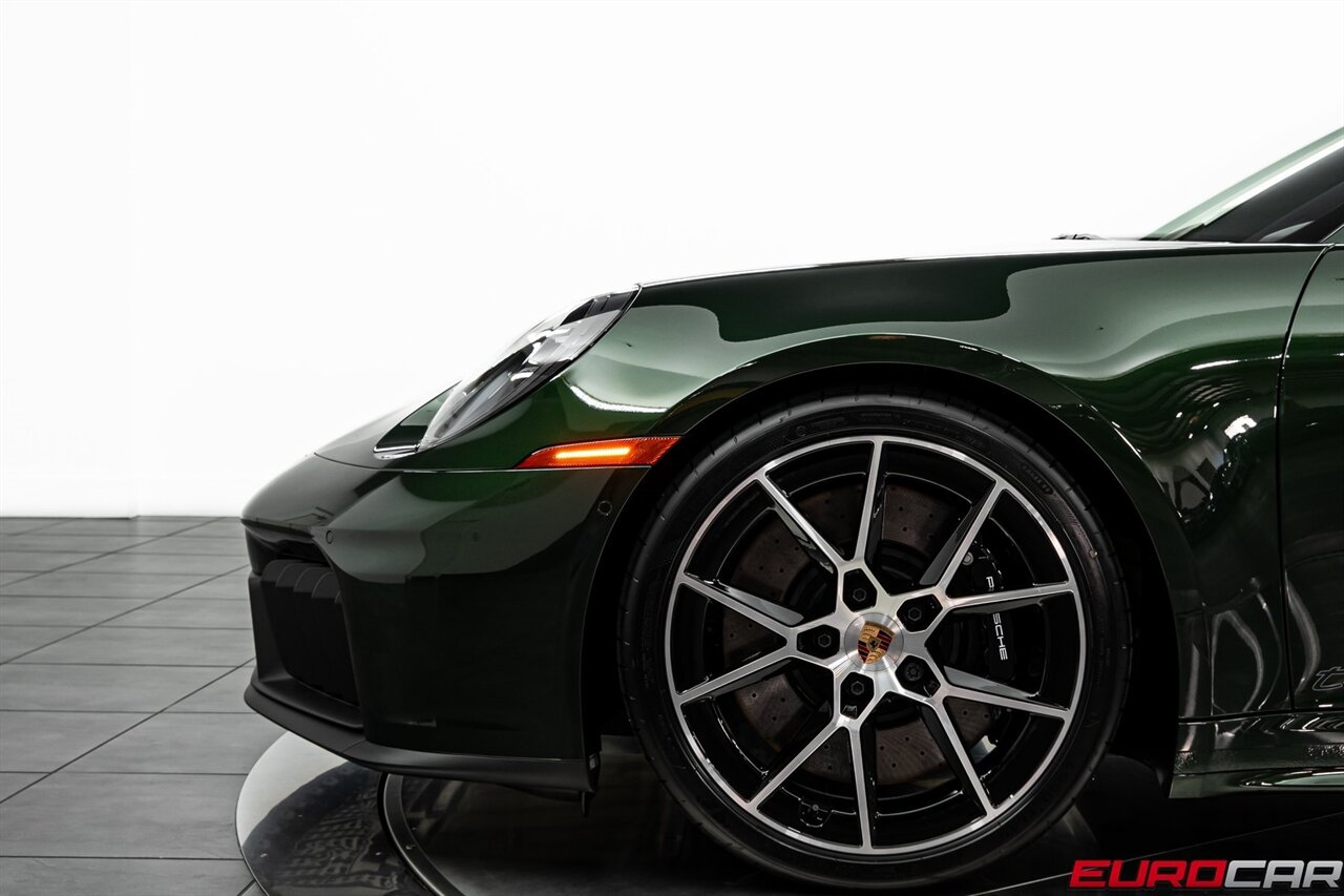 2026 Porsche 911 Carrera 4 GTS *PREMIUM PACKAGE*   - Photo 16 - Costa Mesa, CA 92626