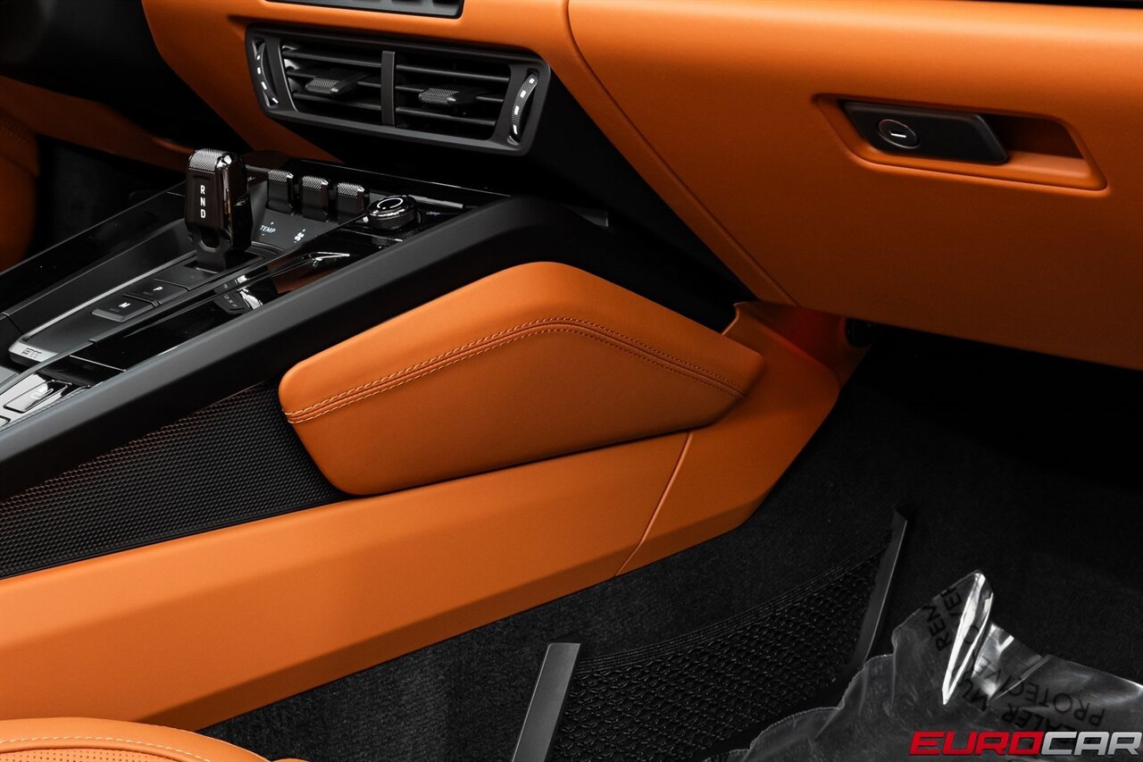 2026 Porsche 911 Carrera 4 GTS *PREMIUM PACKAGE*   - Photo 38 - Costa Mesa, CA 92626