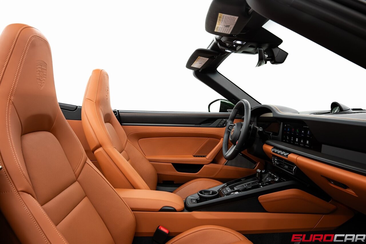 2026 Porsche 911 Carrera 4 GTS *PREMIUM PACKAGE*   - Photo 39 - Costa Mesa, CA 92626