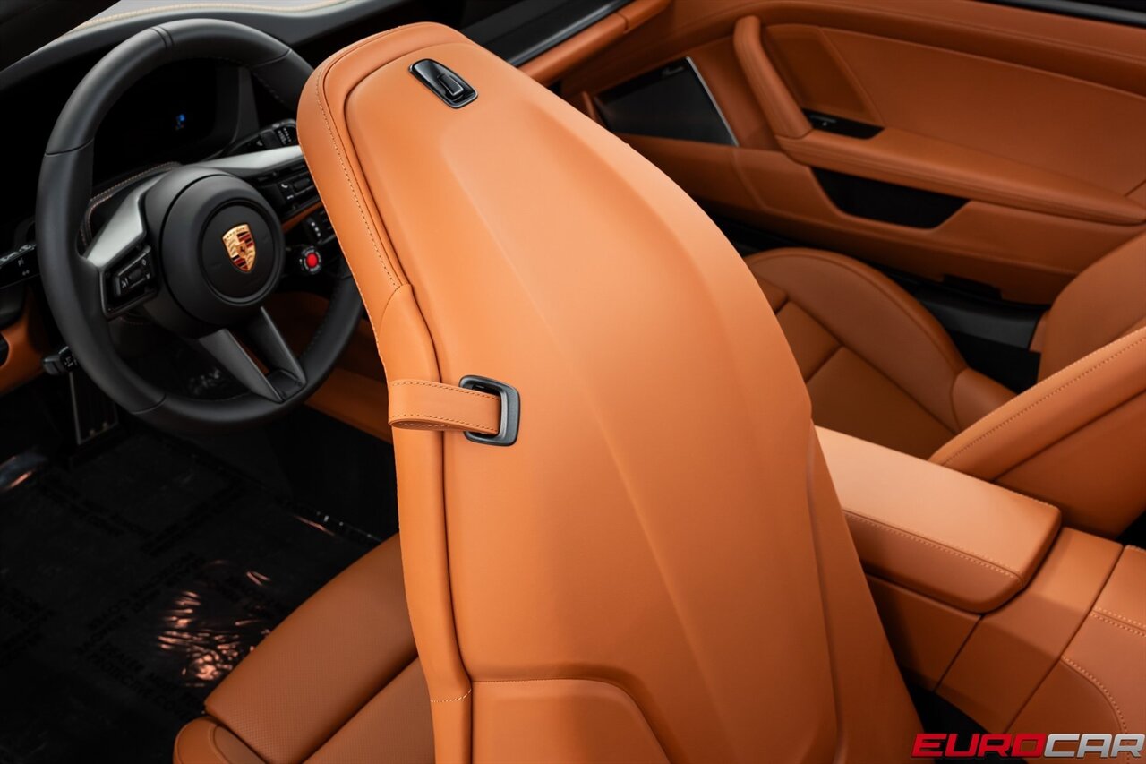 2026 Porsche 911 Carrera 4 GTS *PREMIUM PACKAGE*   - Photo 42 - Costa Mesa, CA 92626