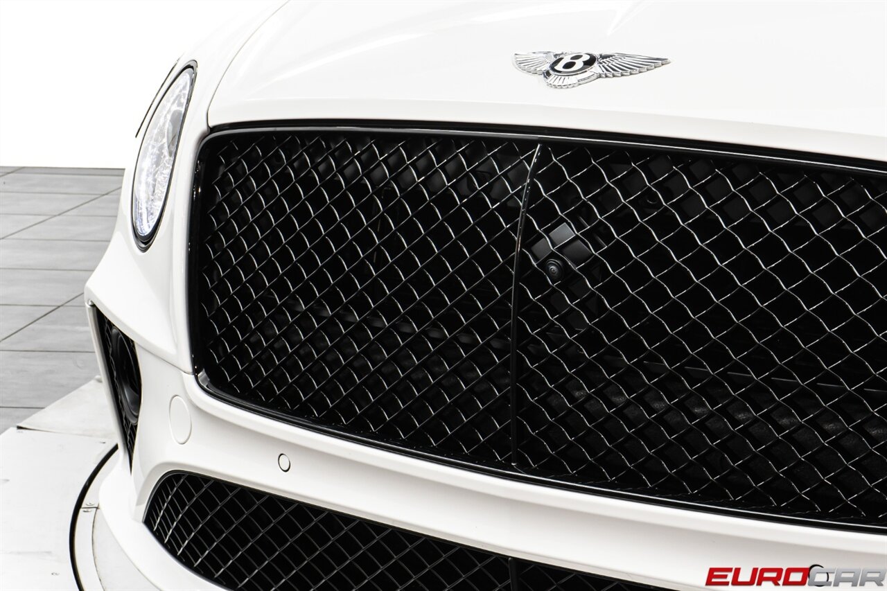 2023 Bentley Continental GTC S V8 *TOURING SPECIFICATION * CARBON INTERIOR * COMFORT SEATS* - Photo 13 - Costa Mesa, CA 92626