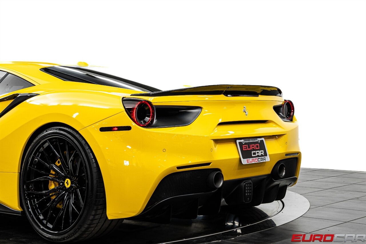 2018 Ferrari 488 GTB  *FRONT PPF * CARBON FIBER OPTIONS* - Photo 20 - Costa Mesa, CA 92626