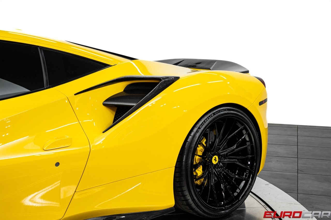 2018 Ferrari 488 GTB  *FRONT PPF * CARBON FIBER OPTIONS* - Photo 18 - Costa Mesa, CA 92626