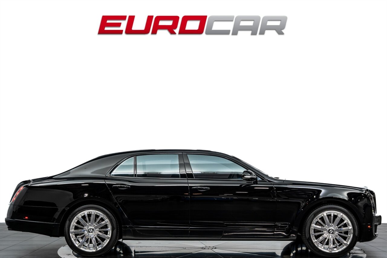 2013 Bentley Mulsanne *FRESH SERVICE * IMMACULATE CONDITION * REAR THEATER* - Photo 6 - Costa Mesa, CA 92626