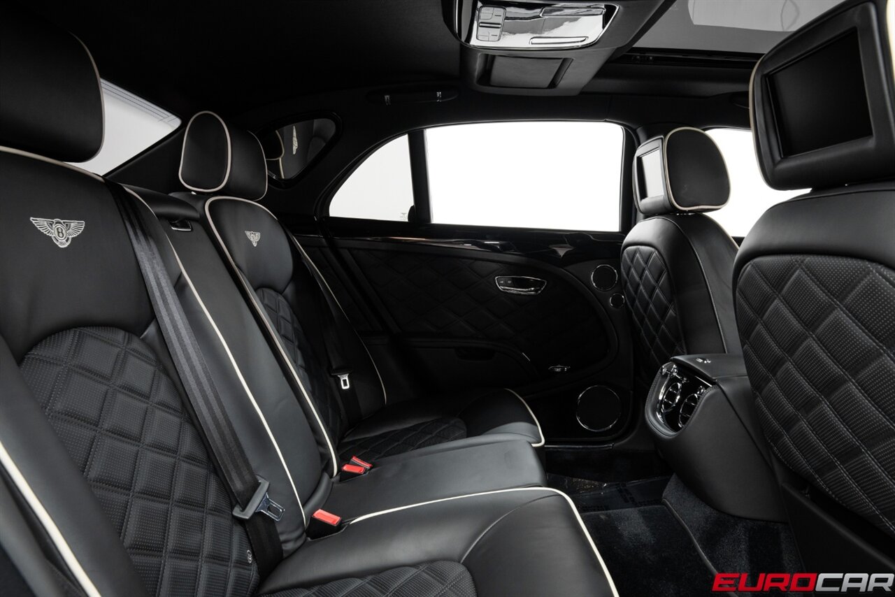 2013 Bentley Mulsanne *FRESH SERVICE * IMMACULATE CONDITION * REAR THEATER* - Photo 36 - Costa Mesa, CA 92626