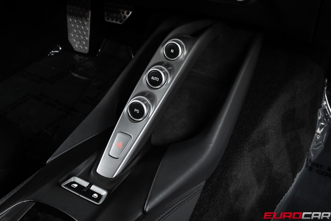 2019 Ferrari 812 Superfast *CARBON OPTIONS * SUSPENSION LIFTER * FRONT PPF* - Photo 35 - Costa Mesa, CA 92626