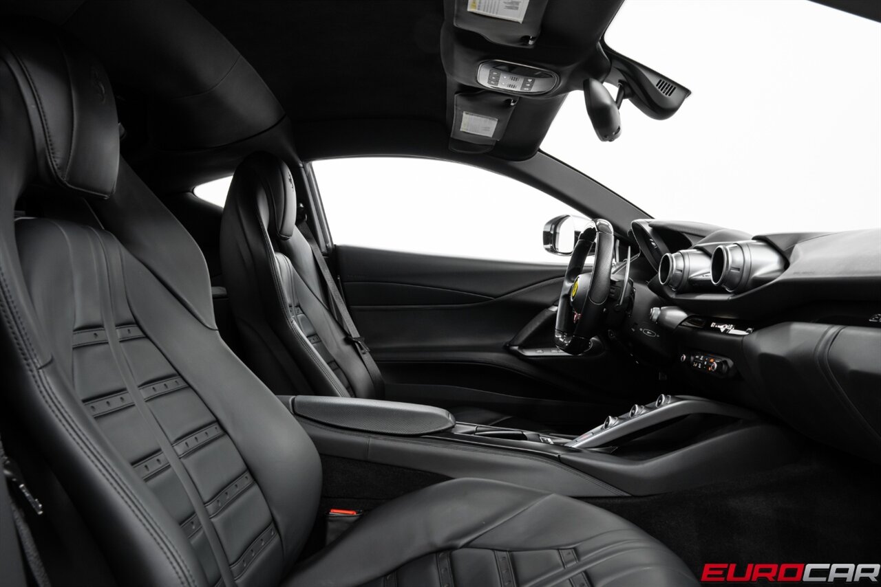 2019 Ferrari 812 Superfast *CARBON OPTIONS * SUSPENSION LIFTER * FRONT PPF* - Photo 40 - Costa Mesa, CA 92626