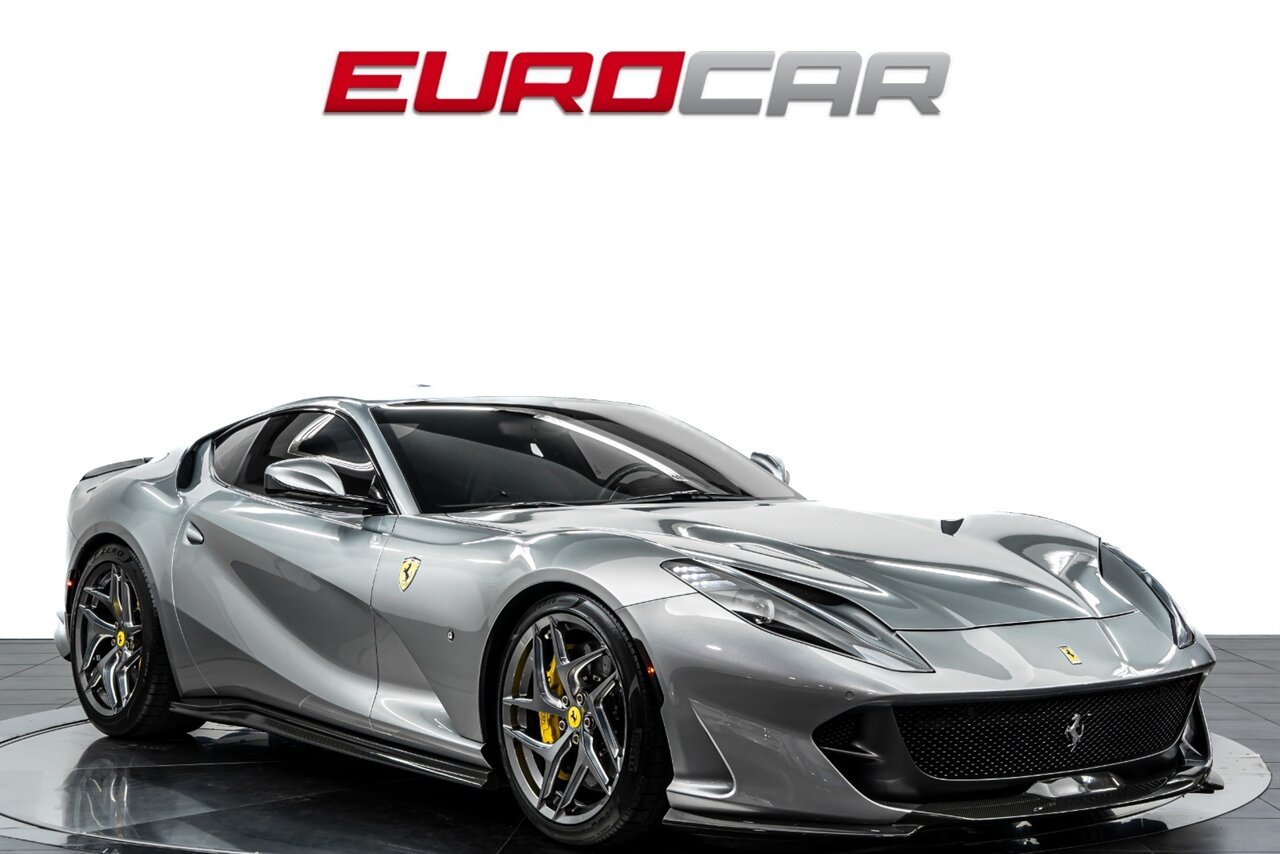 2019 Ferrari 812 Superfast *CARBON OPTIONS * SUSPENSION LIFTER * FRONT PPF* - Photo 7 - Costa Mesa, CA 92626