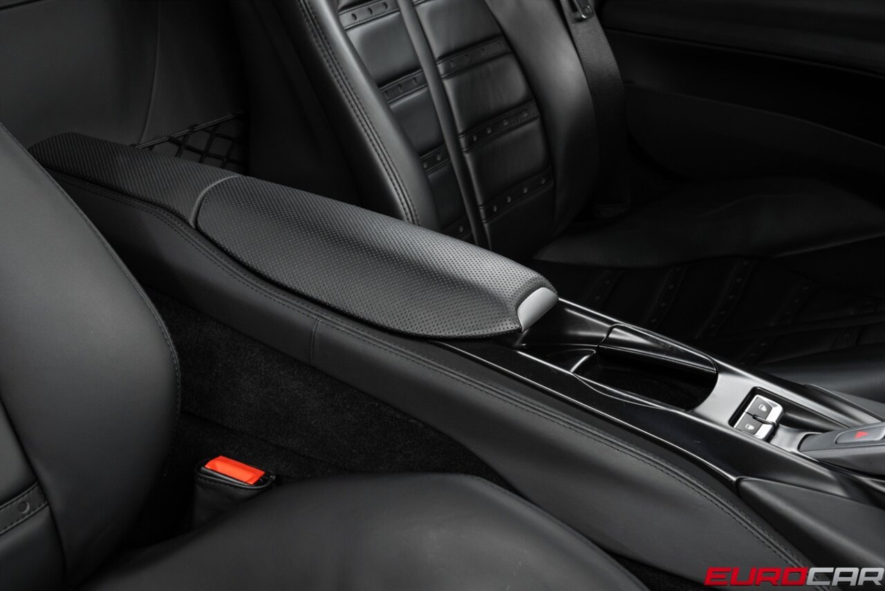 2019 Ferrari 812 Superfast *CARBON OPTIONS * SUSPENSION LIFTER * FRONT PPF* - Photo 38 - Costa Mesa, CA 92626
