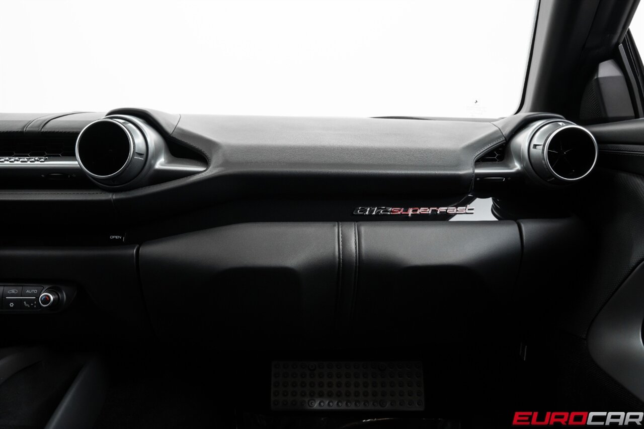 2019 Ferrari 812 Superfast *CARBON OPTIONS * SUSPENSION LIFTER * FRONT PPF* - Photo 37 - Costa Mesa, CA 92626