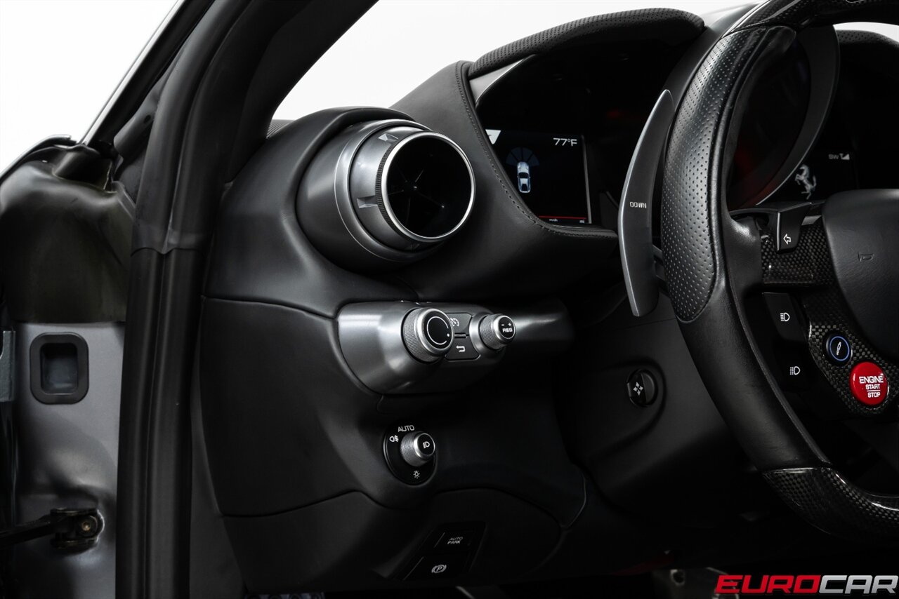 2019 Ferrari 812 Superfast *CARBON OPTIONS * SUSPENSION LIFTER * FRONT PPF* - Photo 29 - Costa Mesa, CA 92626