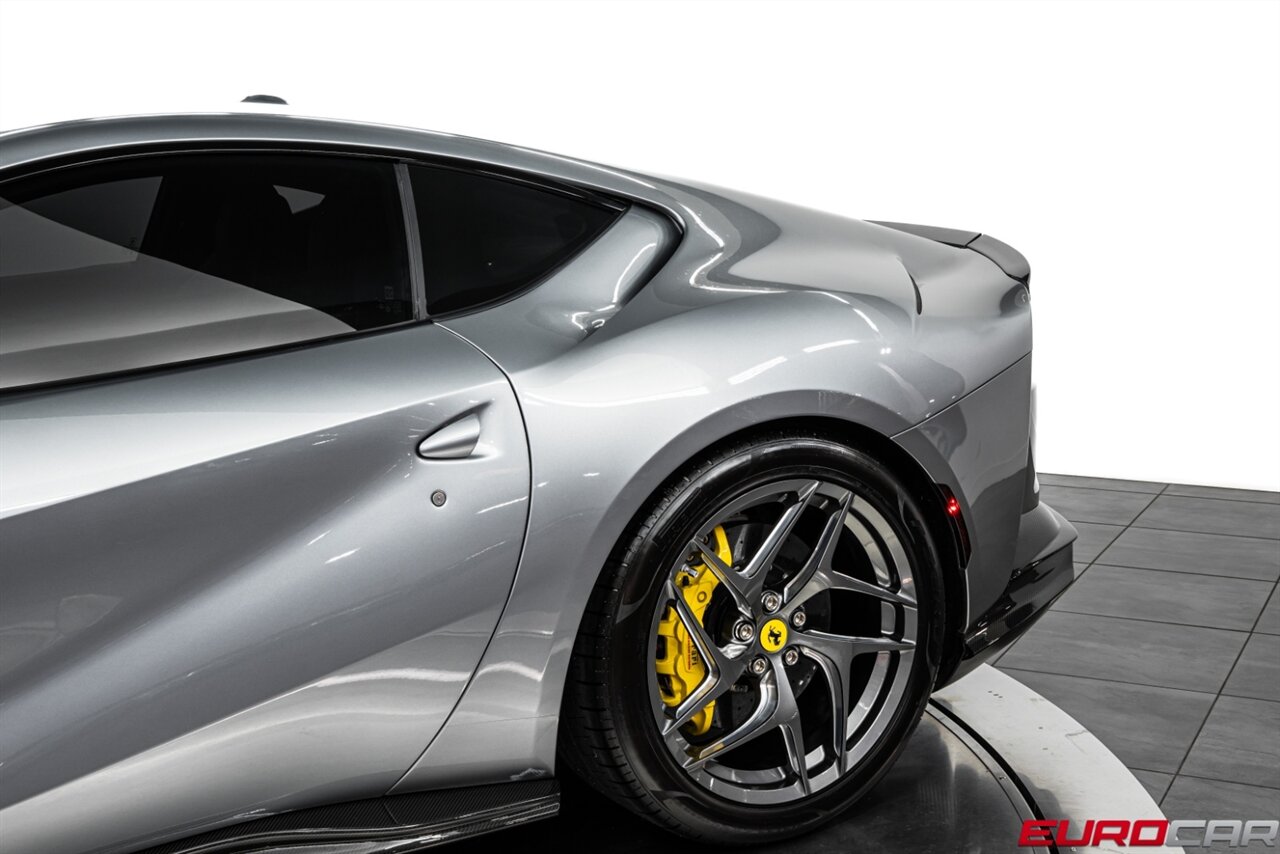 2019 Ferrari 812 Superfast *CARBON OPTIONS * SUSPENSION LIFTER * FRONT PPF* - Photo 15 - Costa Mesa, CA 92626