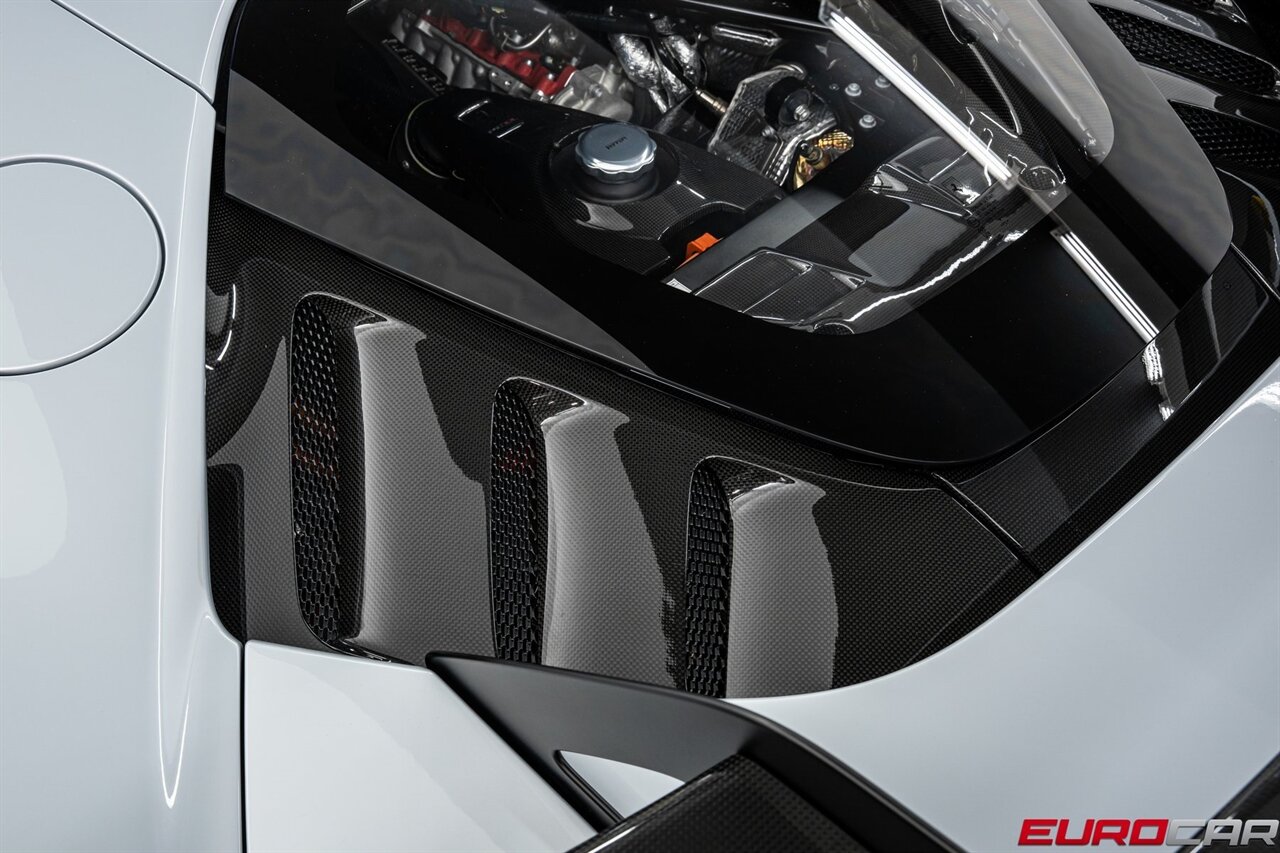 2025 Ferrari SF90 XX *INSANE SPEC * HUGE CARBON OPTIONS* - Photo 30 - Costa Mesa, CA 92626