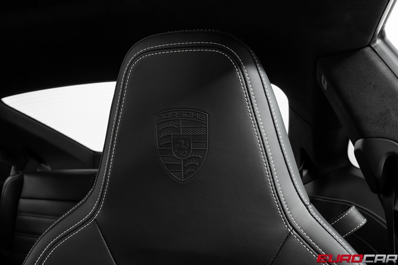 2025 Porsche 911 Carrera 4 GTS *SUNROOF * FRONT AXLE LIFT SYSTEM*   - Photo 43 - Costa Mesa, CA 92626