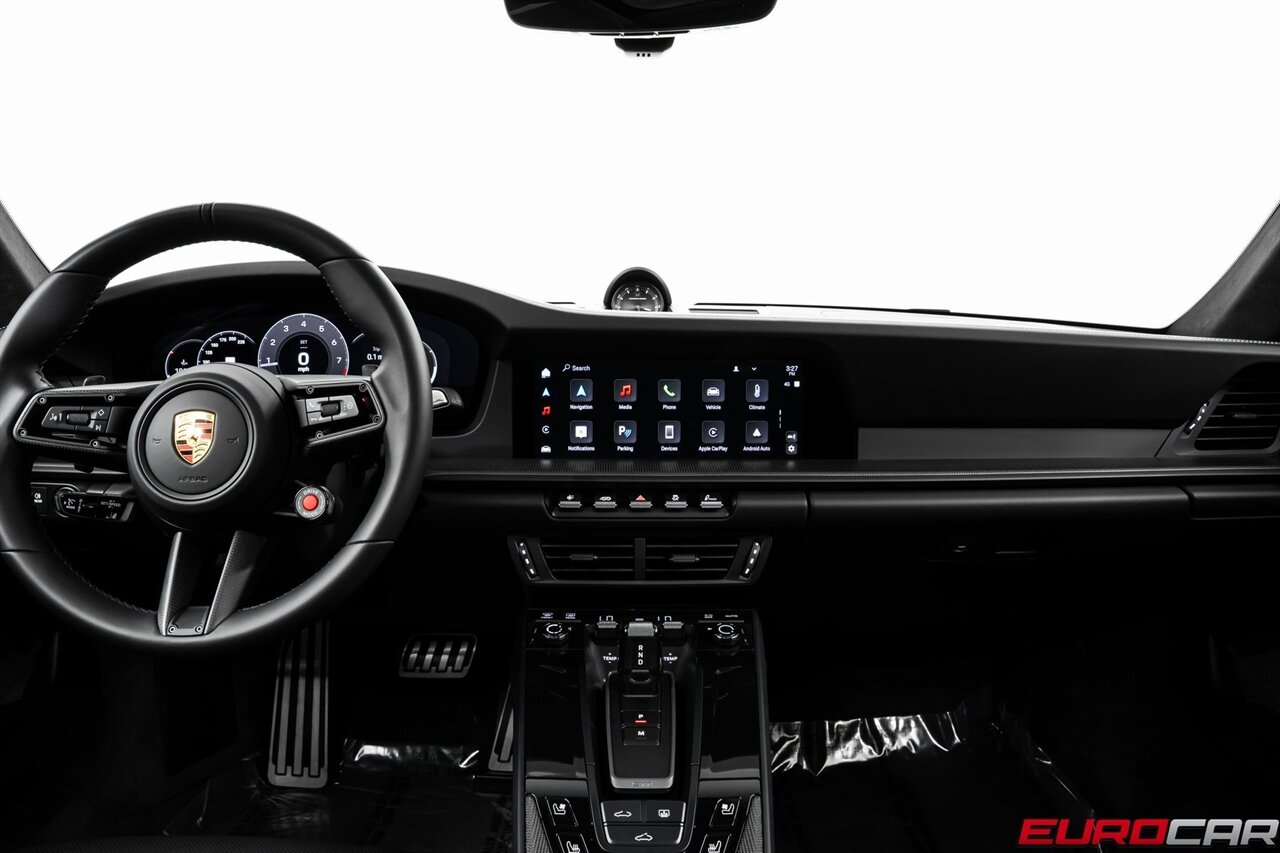 2025 Porsche 911 Carrera 4 GTS *SUNROOF * FRONT AXLE LIFT SYSTEM*   - Photo 25 - Costa Mesa, CA 92626