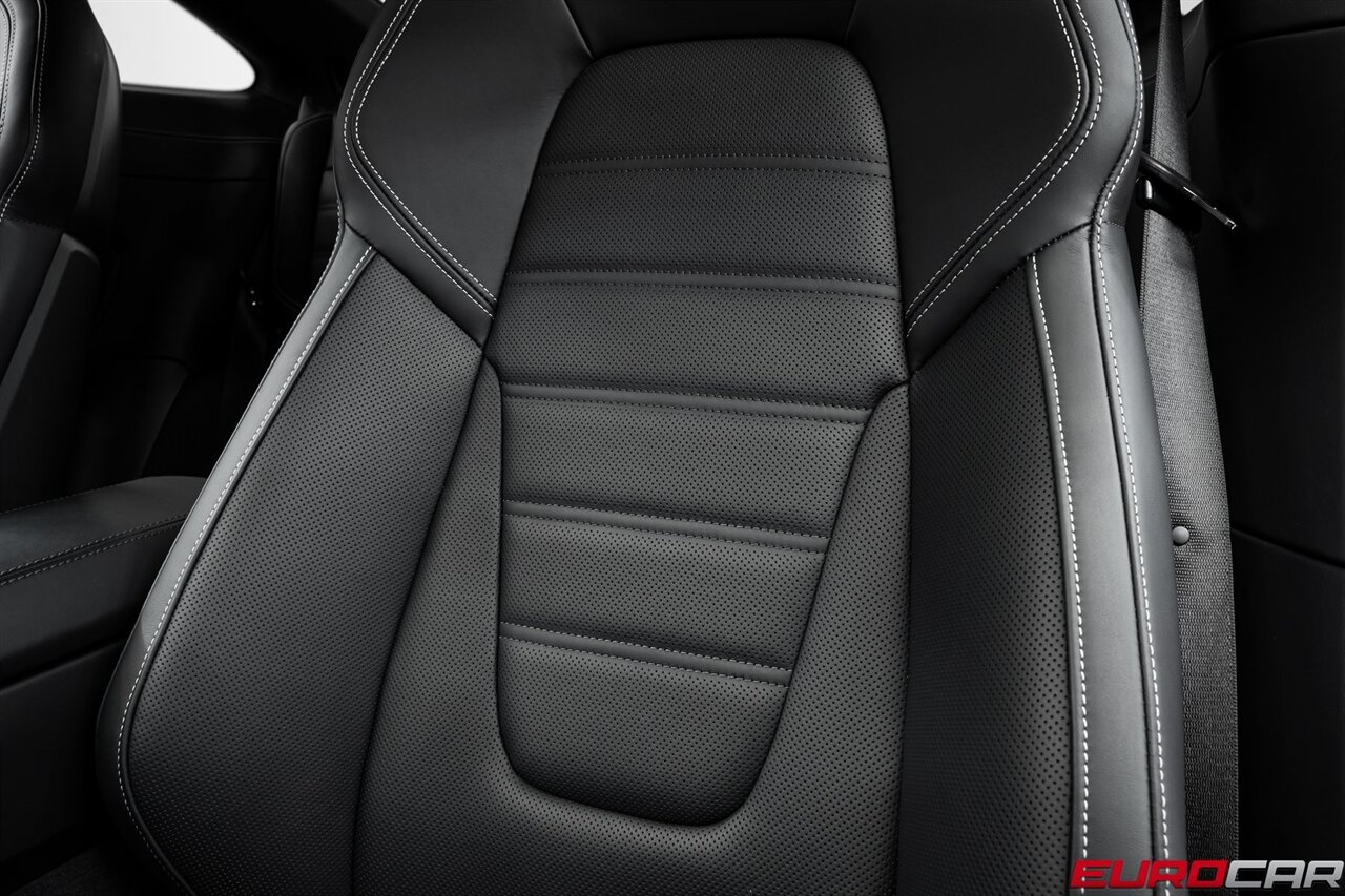 2025 Porsche 911 Carrera 4 GTS *SUNROOF * FRONT AXLE LIFT SYSTEM*   - Photo 44 - Costa Mesa, CA 92626