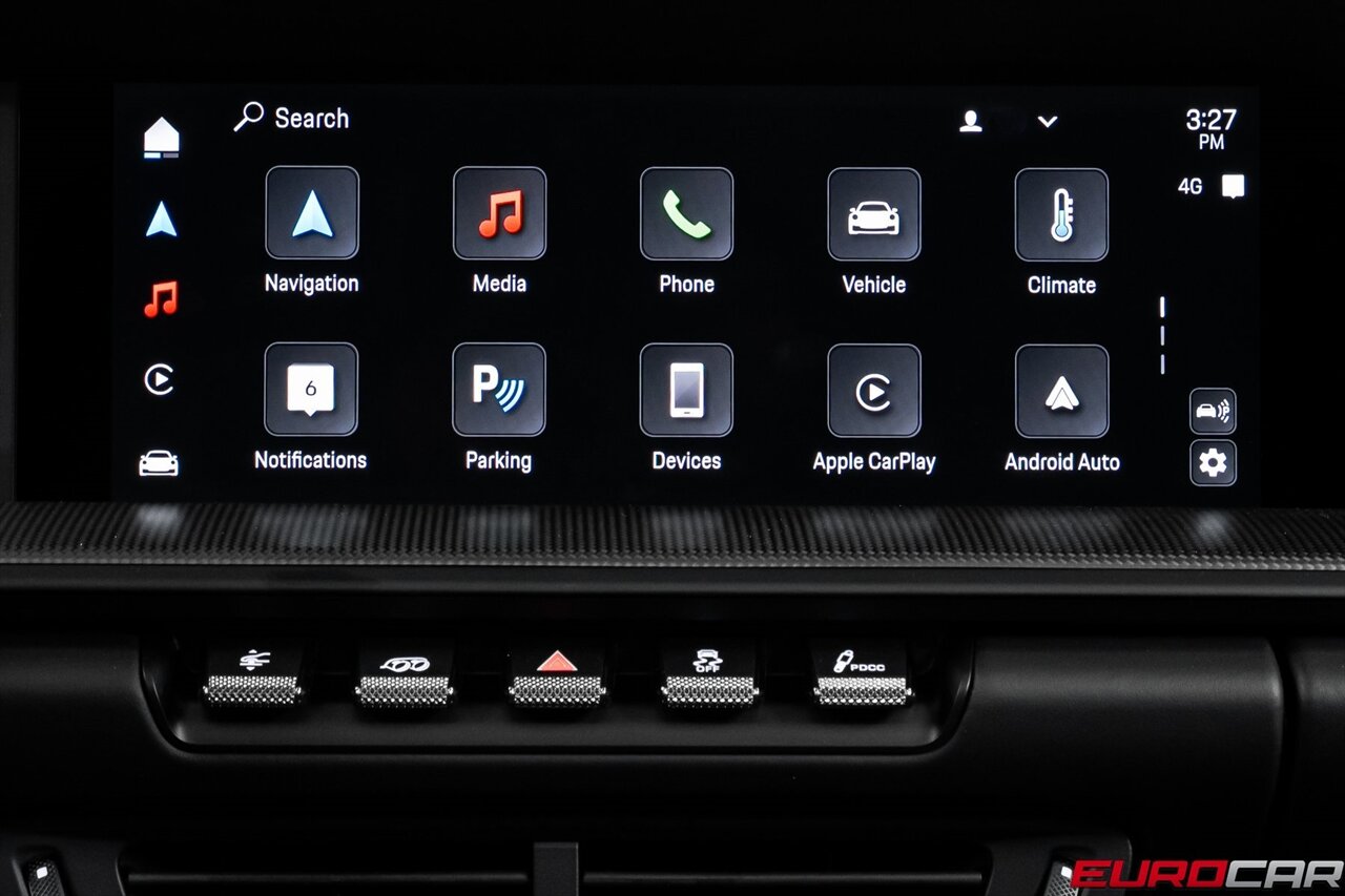 2025 Porsche 911 Carrera 4 GTS *SUNROOF * FRONT AXLE LIFT SYSTEM*   - Photo 32 - Costa Mesa, CA 92626