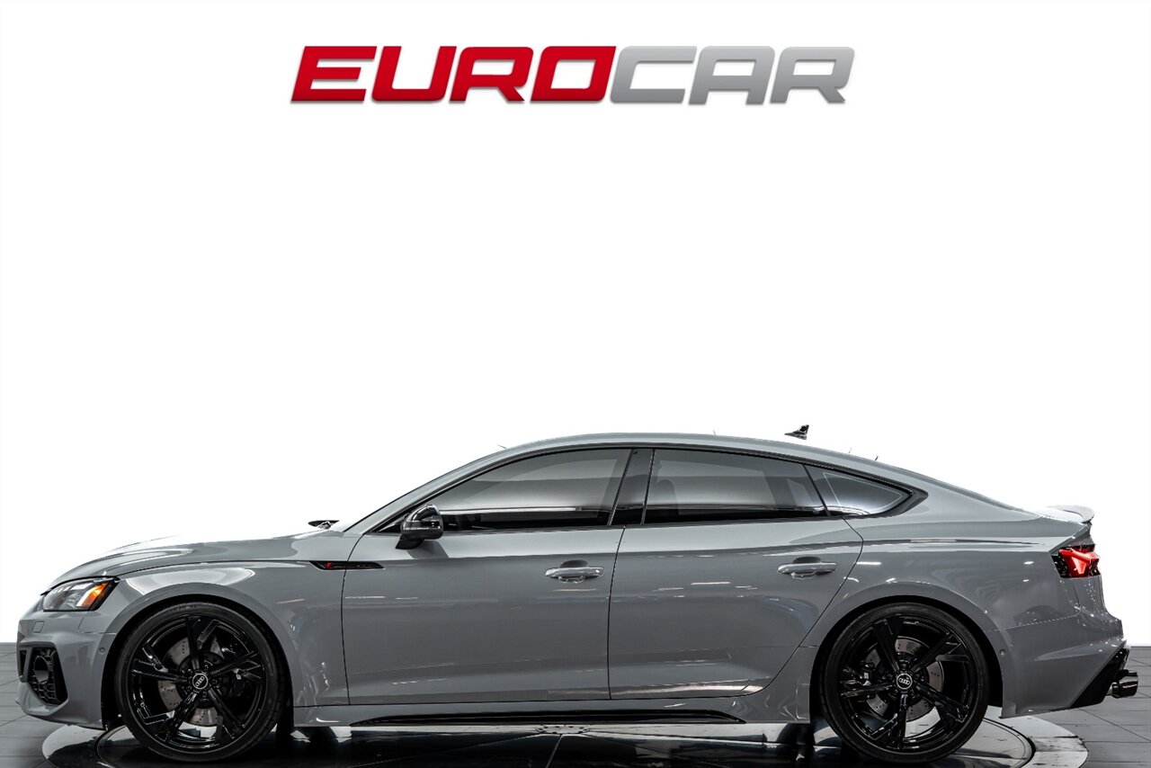 2022 Audi RS 5 Sportback 2.9T quattro *CUSTOM SPORT EXHAUST * LESS THAN 4,000 MILES* - Photo 2 - Costa Mesa, CA 92626