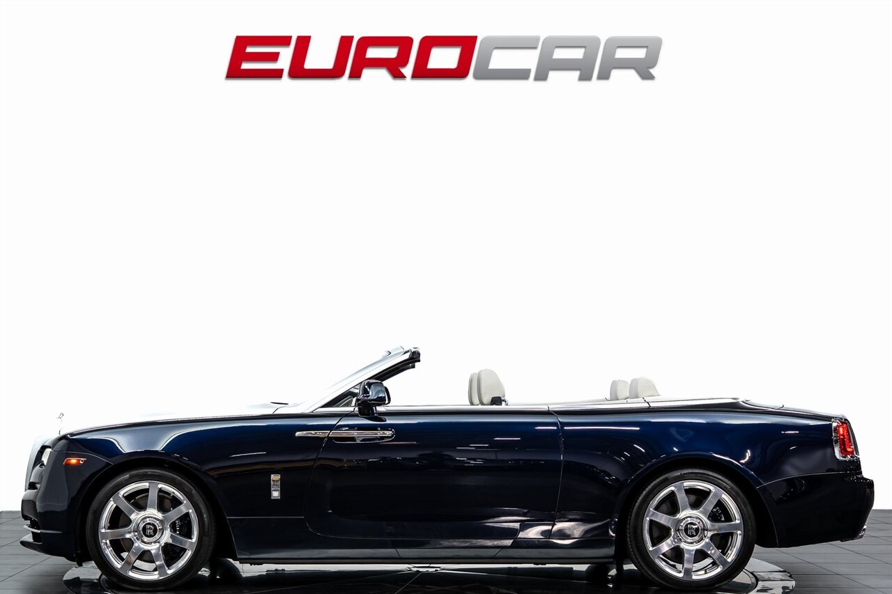 2019 Rolls-Royce Dawn *FACTORY TWO-TONE * IMMACULATE CONDITION*   - Photo 2 - Costa Mesa, CA 92626