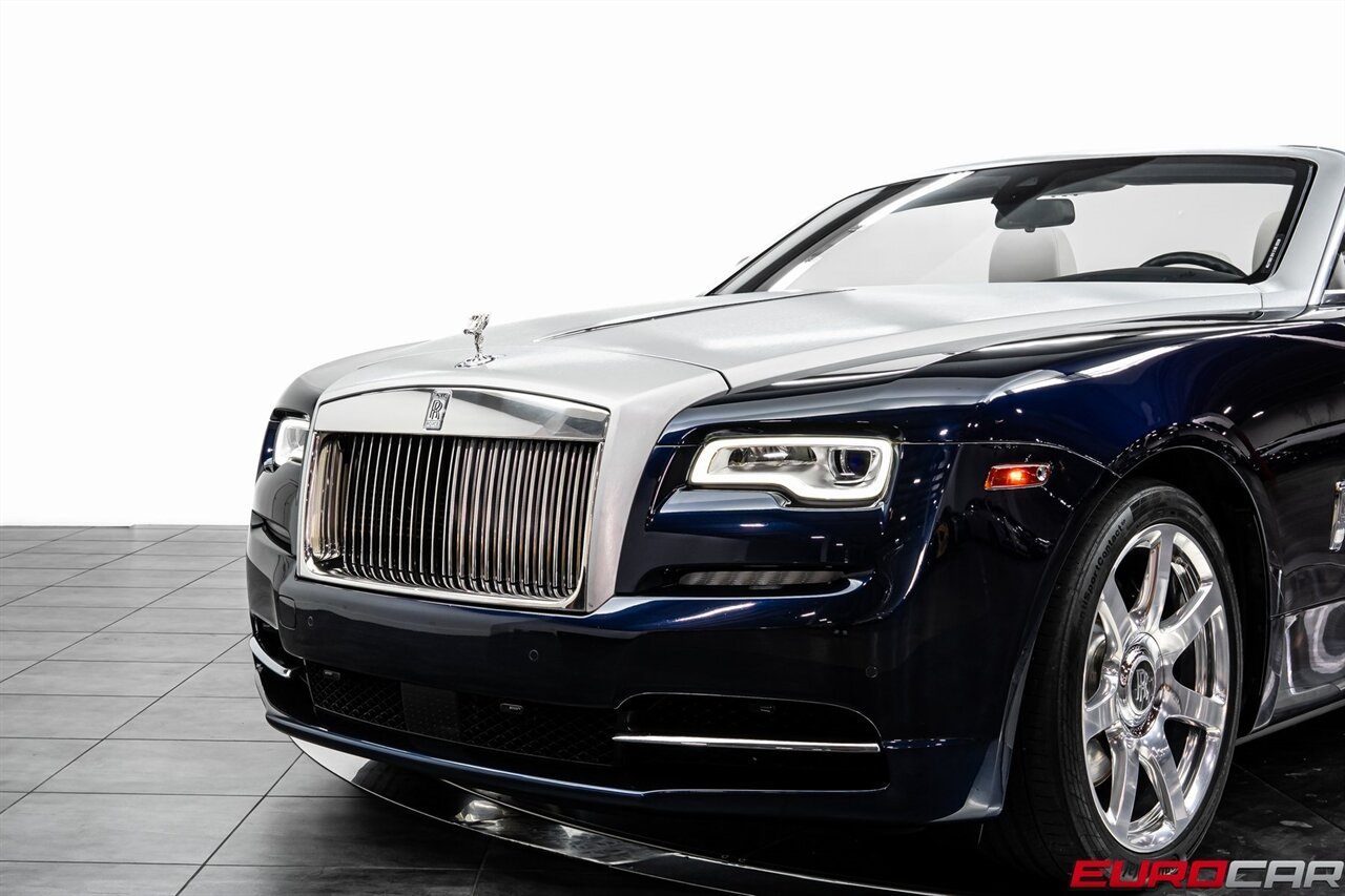 2019 Rolls-Royce Dawn *FACTORY TWO-TONE * IMMACULATE CONDITION*   - Photo 14 - Costa Mesa, CA 92626