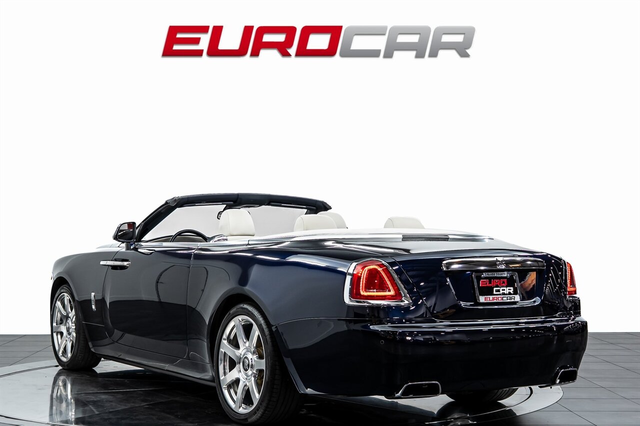 2019 Rolls-Royce Dawn *FACTORY TWO-TONE * IMMACULATE CONDITION*   - Photo 4 - Costa Mesa, CA 92626