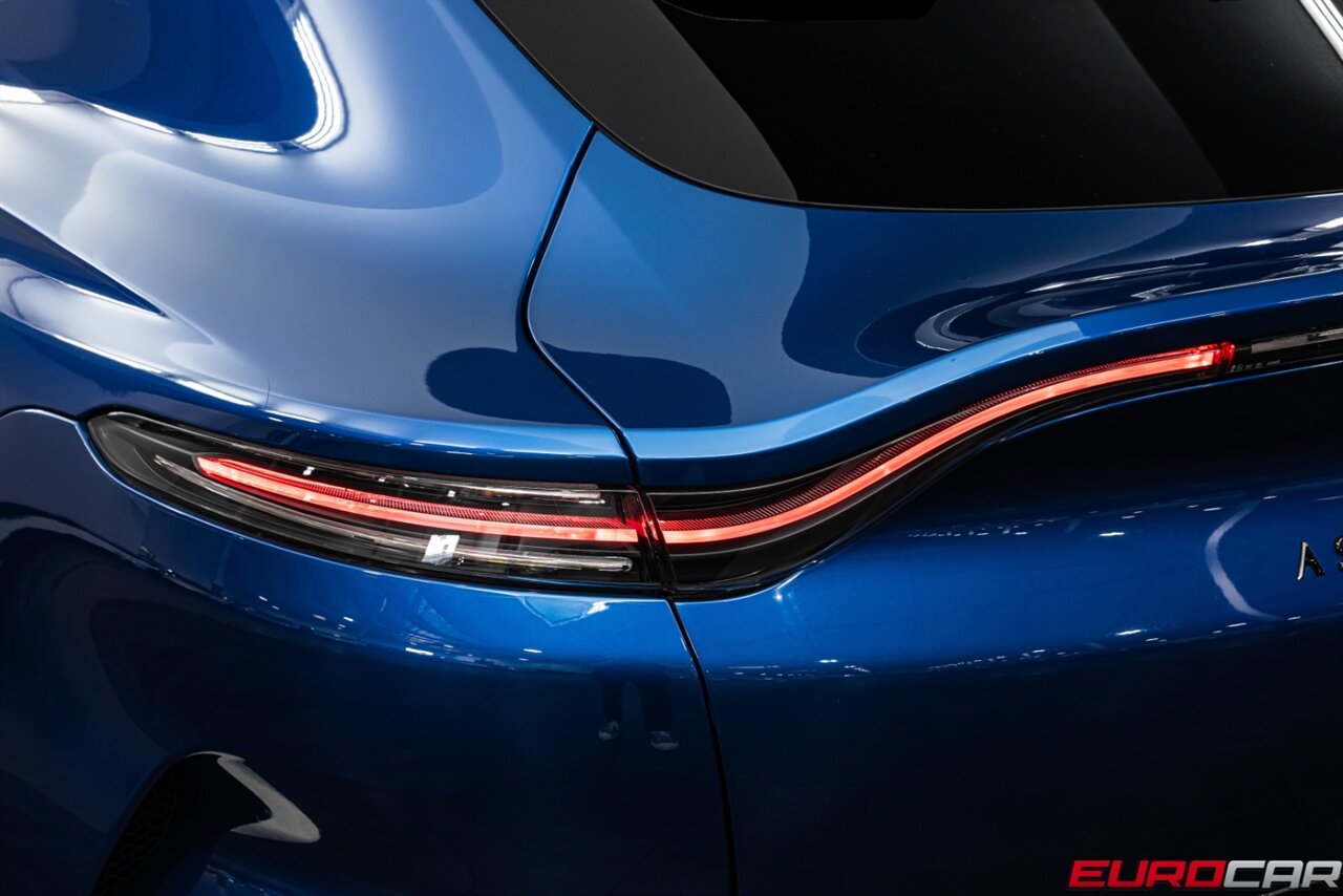 2023 Aston Martin DBX 707 *HUGE CARBON OPTIONS * 23 " FORGED WHEELS* - Photo 22 - Costa Mesa, CA 92626