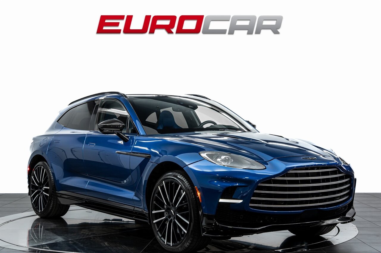 2023 Aston Martin DBX 707 *HUGE CARBON OPTIONS * 23 " FORGED WHEELS* - Photo 7 - Costa Mesa, CA 92626