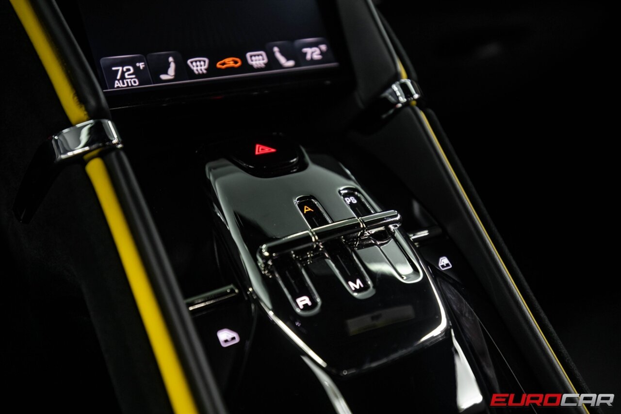 2023 Ferrari Roma  *CARBON FIBER WHEELS * FULL ELECTRIC VENTILATED SEATS* - Photo 30 - Costa Mesa, CA 92626