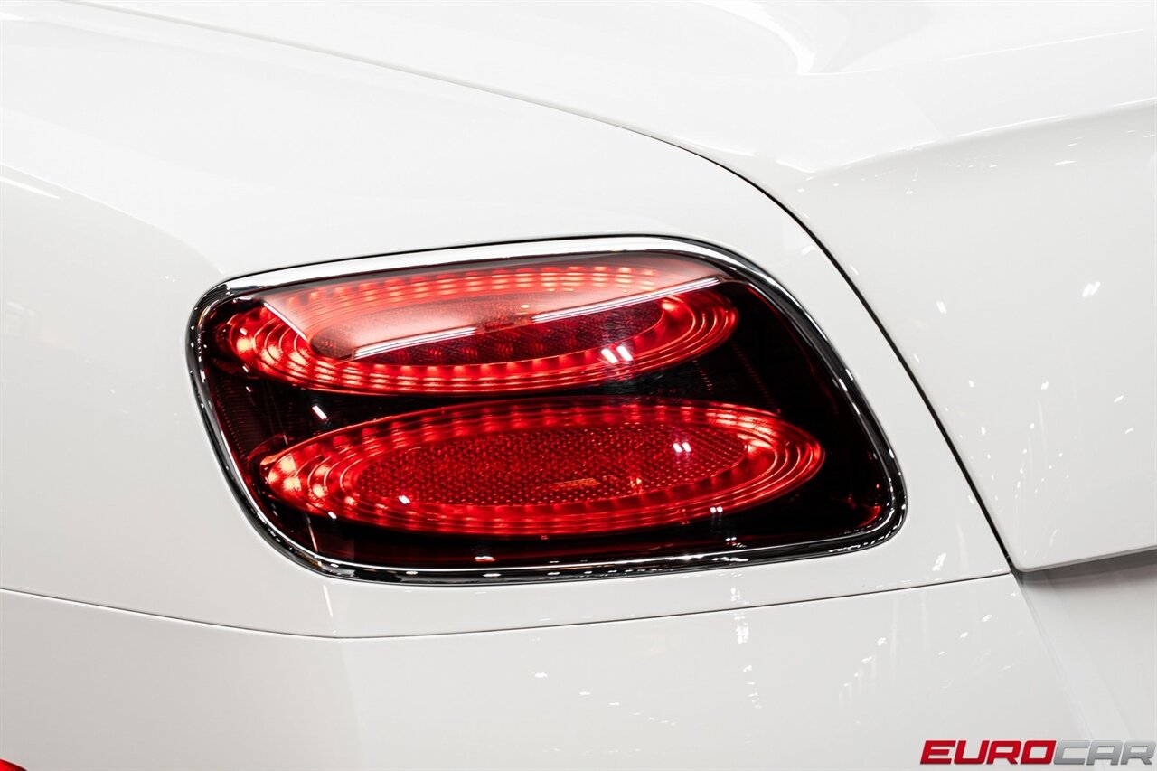 2016 Bentley Continental Speed *FRONT SEAT COMFORT SPEC * IMMACULATE CONDIT   - Photo 17 - Costa Mesa, CA 92626