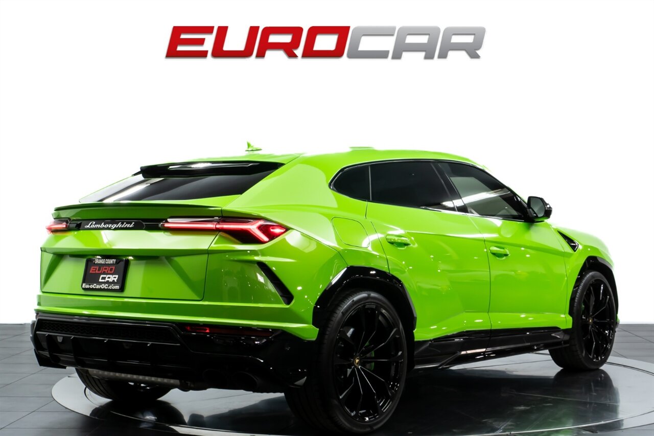 2021 Lamborghini Urus  *CARBON FIBER INTERIOR * MASSAGE SEATS* - Photo 5 - Costa Mesa, CA 92626