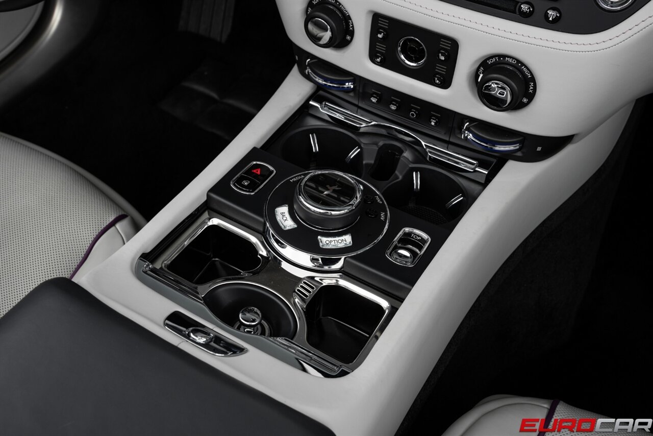 2021 Rolls-Royce Dawn *BESPOKE 1 OF 1 * FACTORY TWO-TONE * $447,600 MSRP* - Photo 31 - Costa Mesa, CA 92626