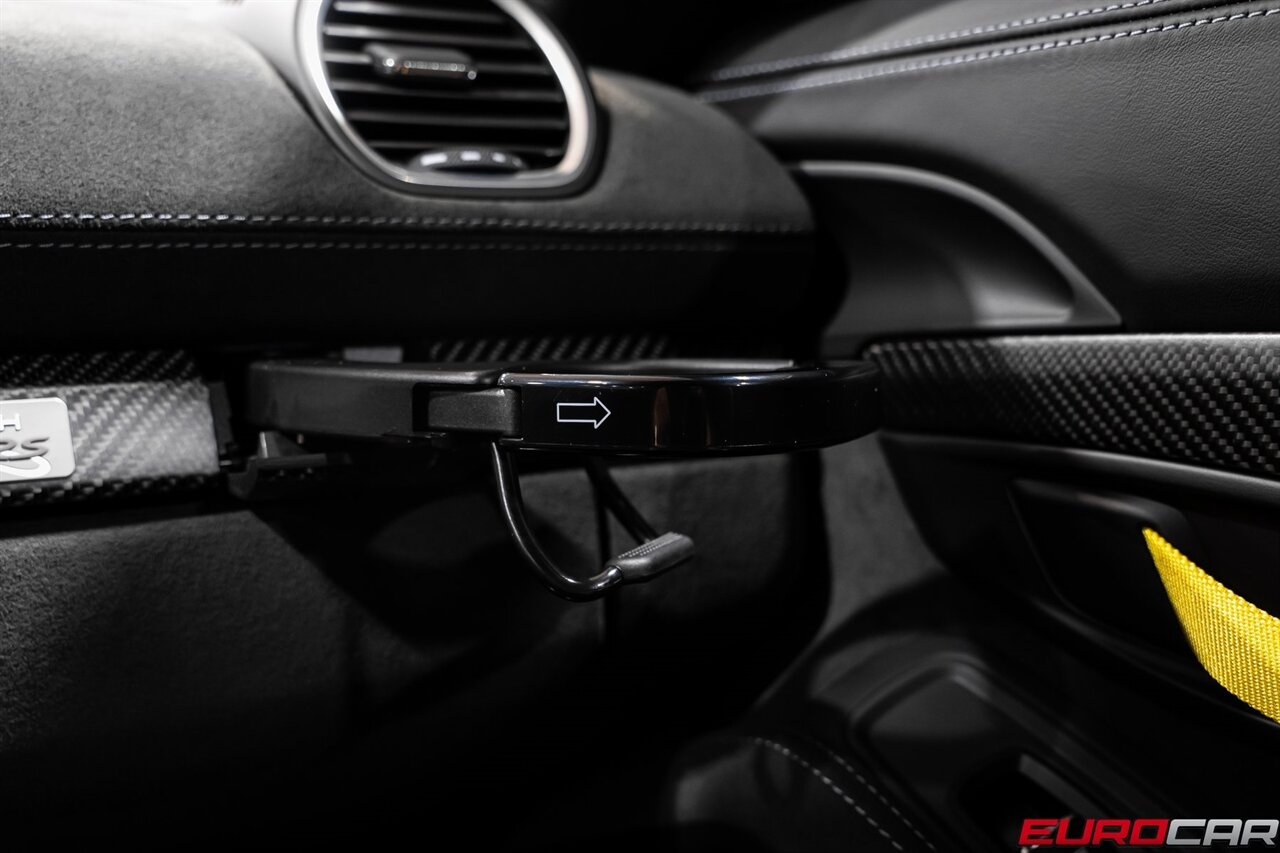 2024 Porsche 718 Cayman GT4 RS *WEISSACH PACKAGE * FRONT AXLE LIFT*   - Photo 41 - Costa Mesa, CA 92626