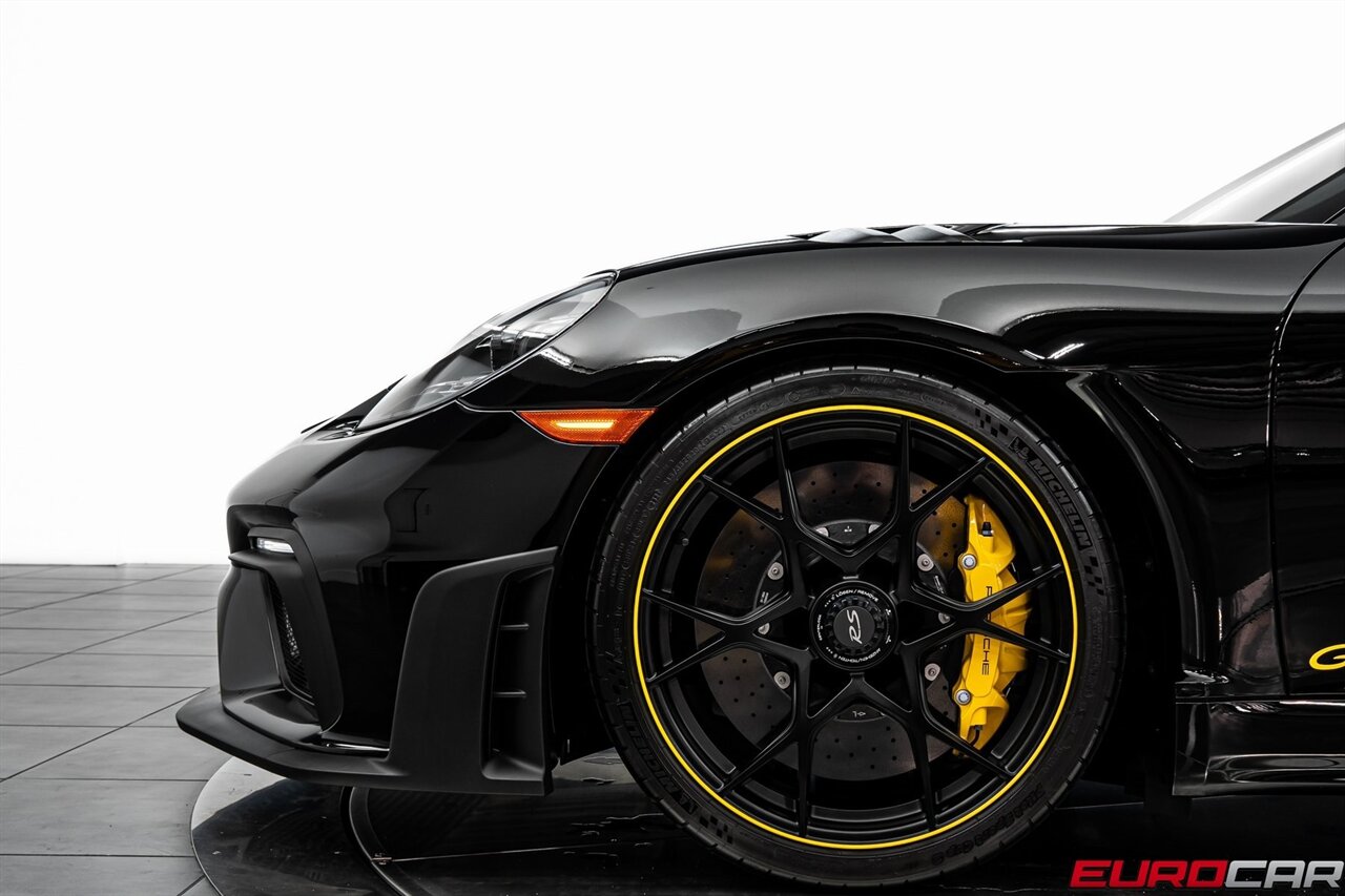 2024 Porsche 718 Cayman GT4 RS *WEISSACH PACKAGE * FRONT AXLE LIFT*   - Photo 14 - Costa Mesa, CA 92626