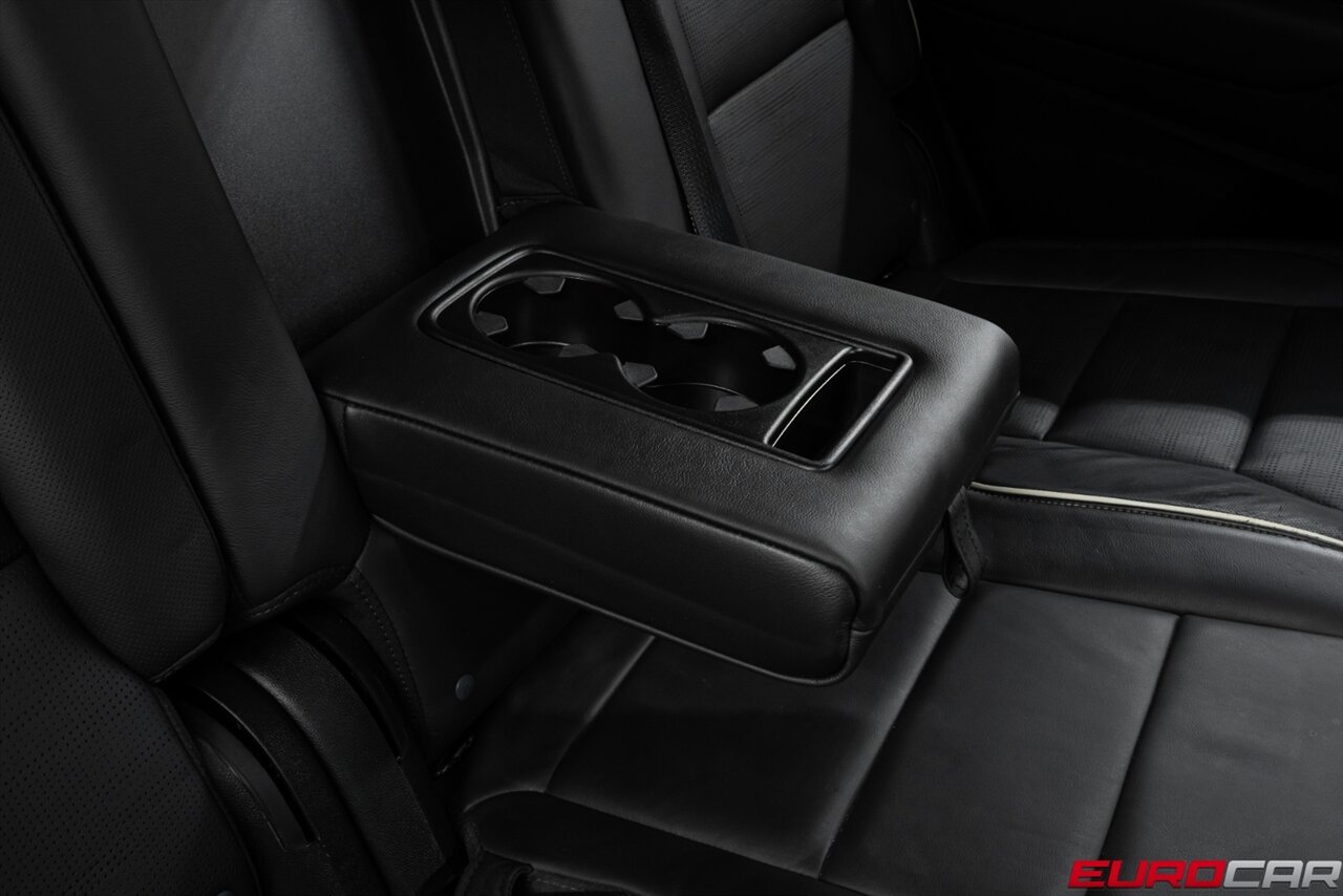 2022 Cadillac Escalade Sport *8 SEAT CONFIGURATION * IMMACULATE CONDITION* - Photo 38 - Costa Mesa, CA 92626