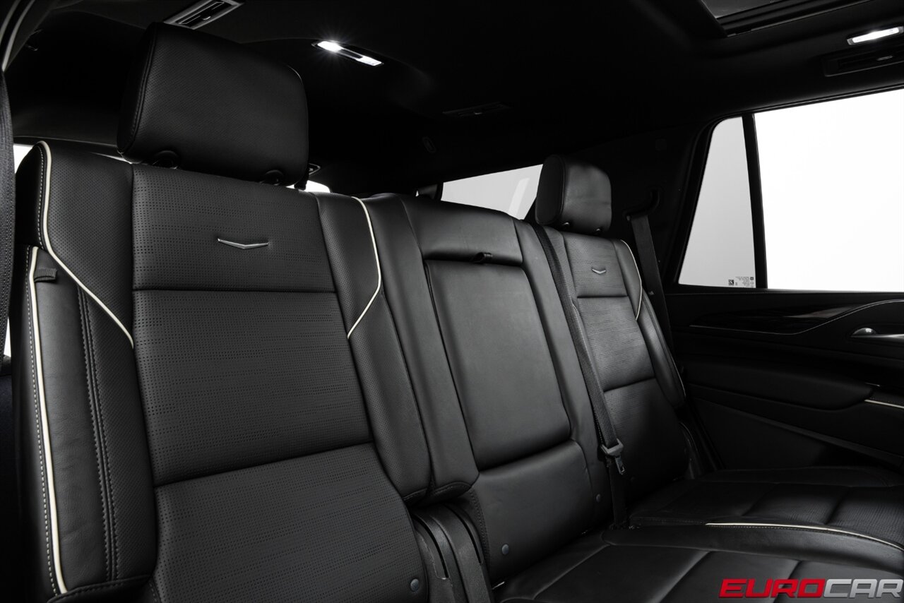 2022 Cadillac Escalade Sport *8 SEAT CONFIGURATION * IMMACULATE CONDITION* - Photo 37 - Costa Mesa, CA 92626