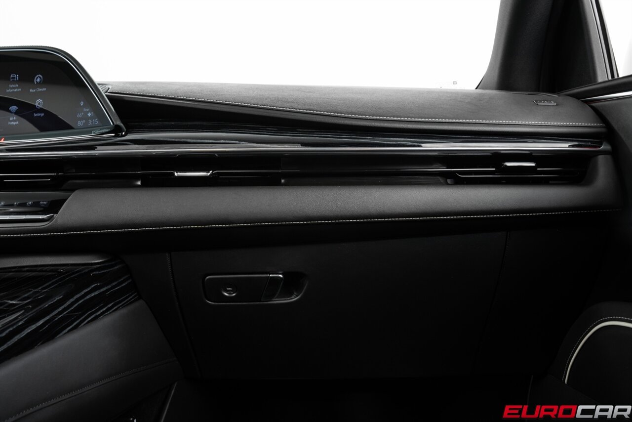 2022 Cadillac Escalade Sport *8 SEAT CONFIGURATION * IMMACULATE CONDITION* - Photo 31 - Costa Mesa, CA 92626
