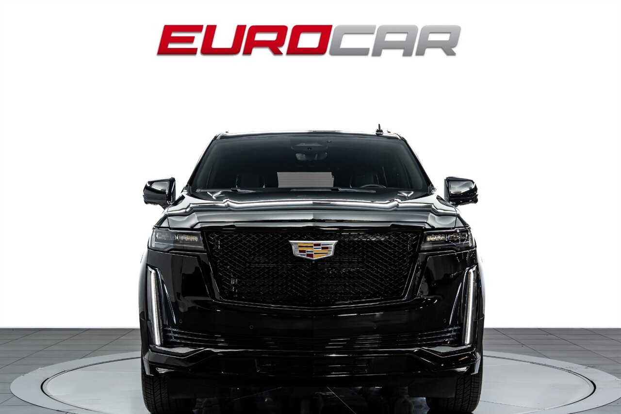 2022 Cadillac Escalade Sport *8 SEAT CONFIGURATION * IMMACULATE CONDITION* - Photo 8 - Costa Mesa, CA 92626