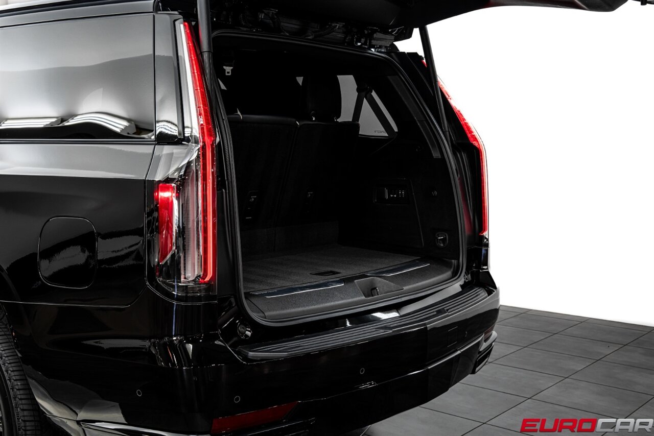 2022 Cadillac Escalade Sport *8 SEAT CONFIGURATION * IMMACULATE CONDITION* - Photo 17 - Costa Mesa, CA 92626