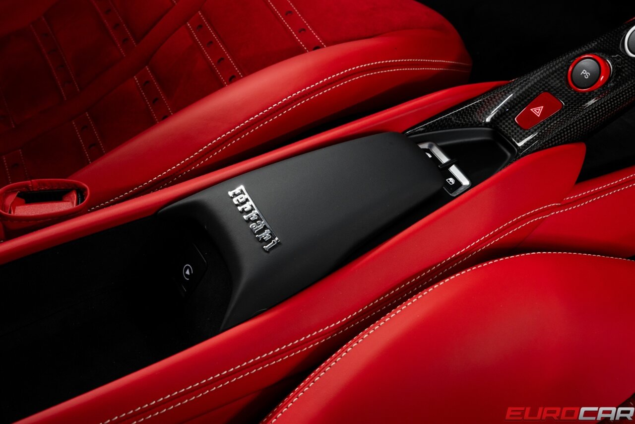 2022 Ferrari F8 Tributo *1 of 1 CUSTOM ORDERED * ONLY 600 MILES * $410K MSRP* - Photo 36 - Costa Mesa, CA 92626