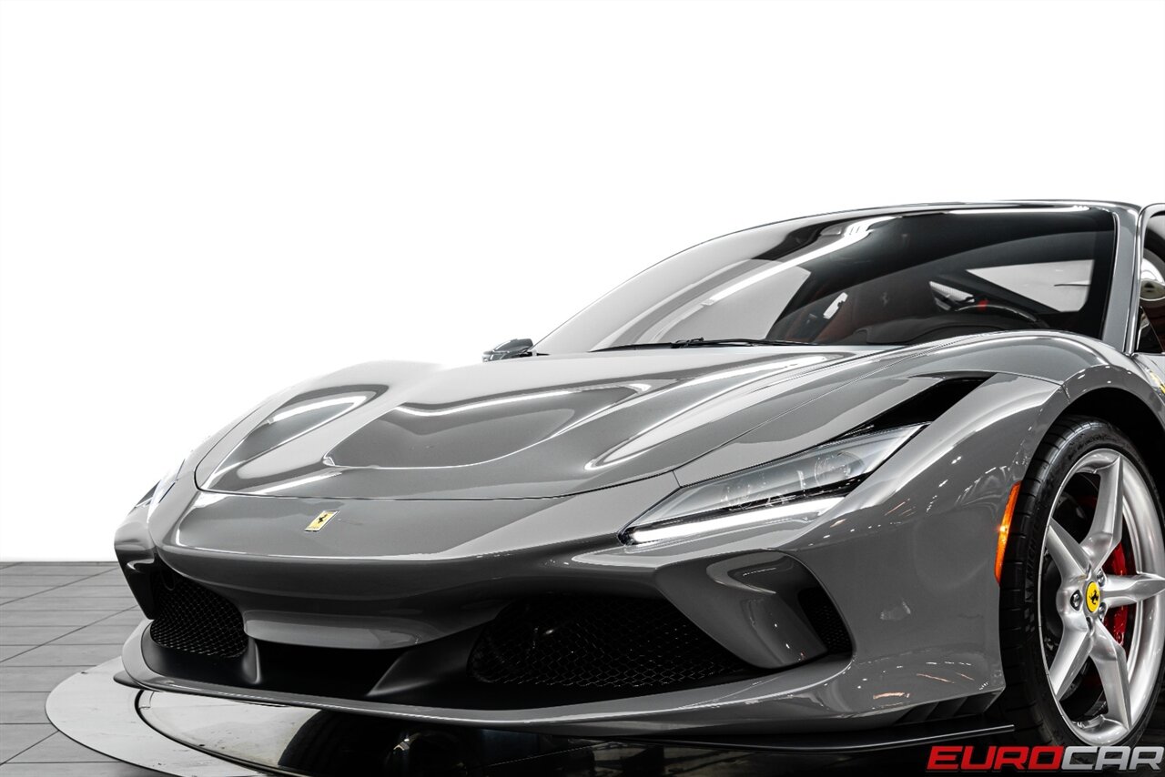 2022 Ferrari F8 Tributo *1 of 1 CUSTOM ORDERED * ONLY 600 MILES * $410K MSRP* - Photo 13 - Costa Mesa, CA 92626